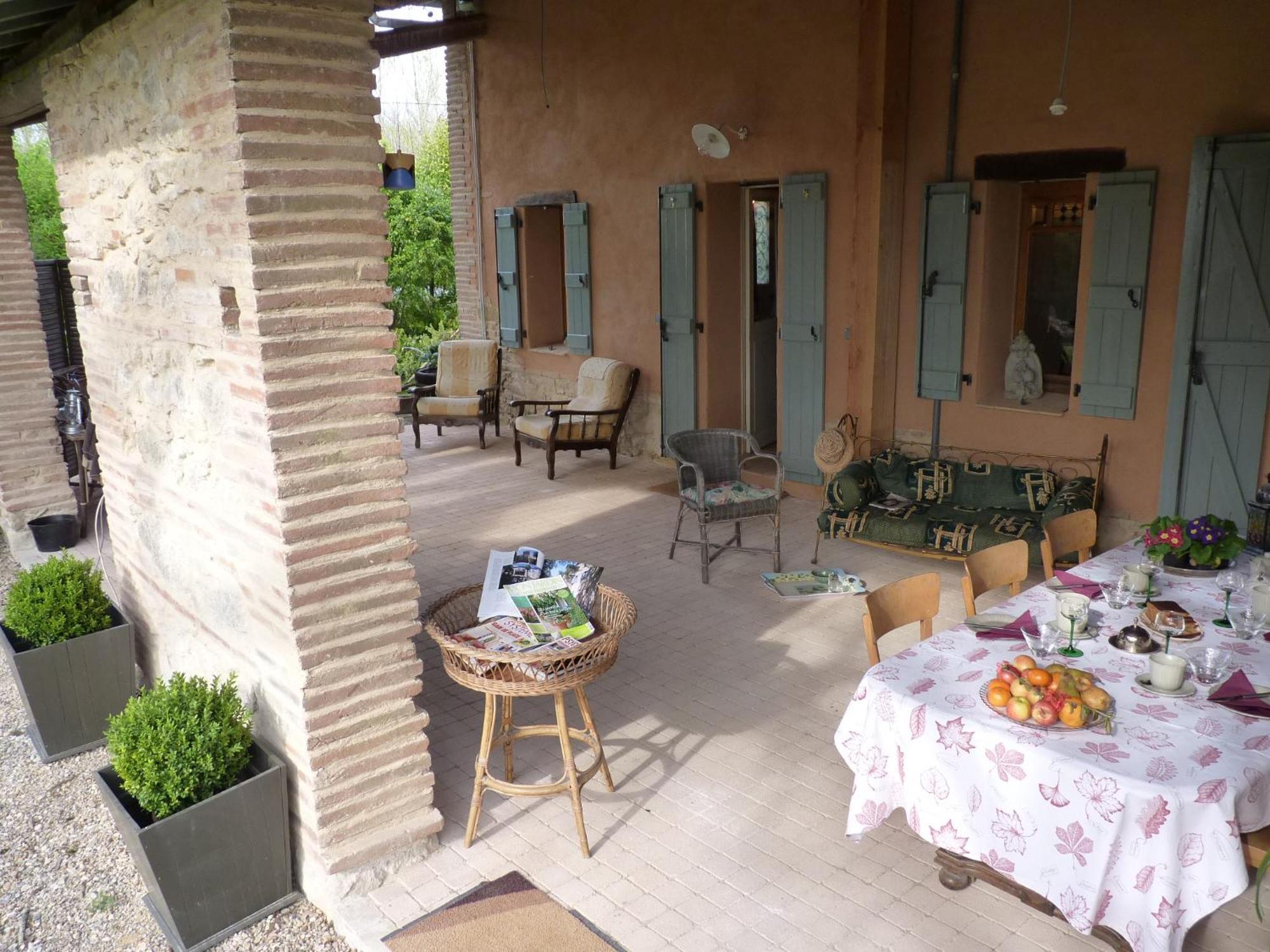 Le Fraysse Bed & Breakfast Montdurausse Exterior photo
